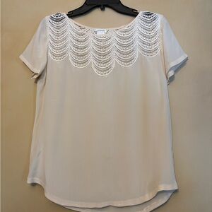 Club Monaco Off-White Crochet Collar Short Sleeve Blouse - Size M